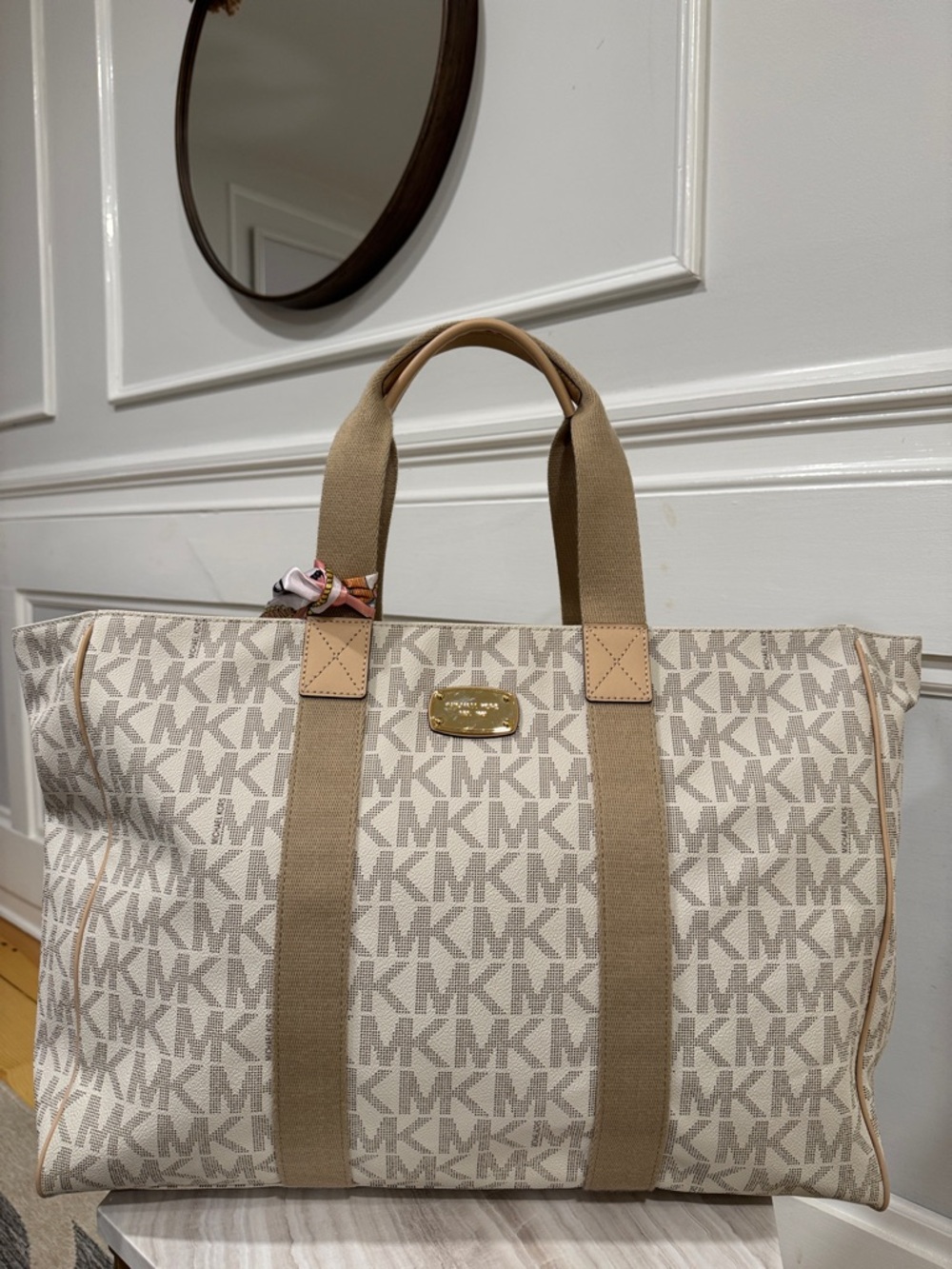 Michael Kors Bag Oversized Jet Set Signature Travel Weekender Work Laptop Tote - Picture 5 of 17